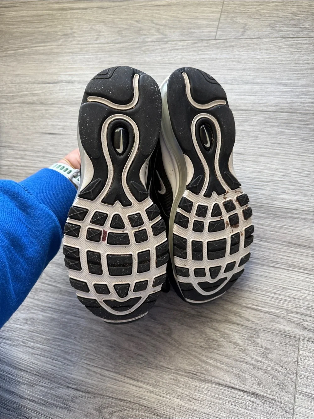Nike Metallic Silver and Black Retro Runner Sneakers Size 5.5Y